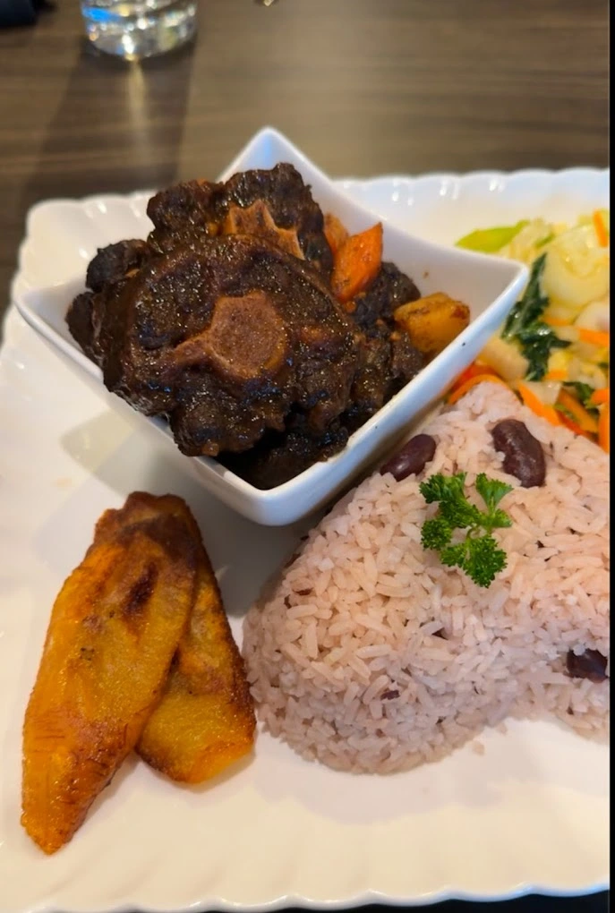 Best curry chicken in Edmonton, AB